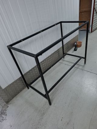 2 Mesas Expositoras Metálicas Negras