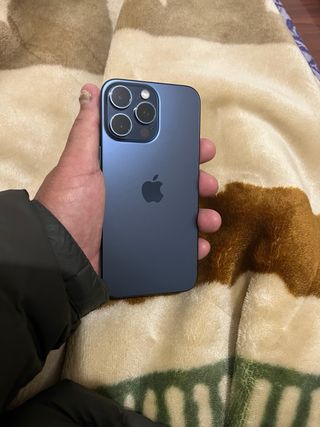 iPhone 15 Pro Max 256 GB azul titanio
