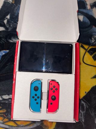 Nintendo Switch OLED + Accesorios