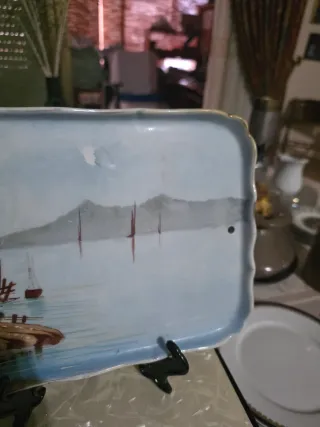 Vassoio in porcellana cinese con paesaggio e 2 teiere