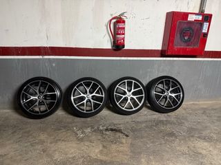 Llantas y neumaticos 225/40/18