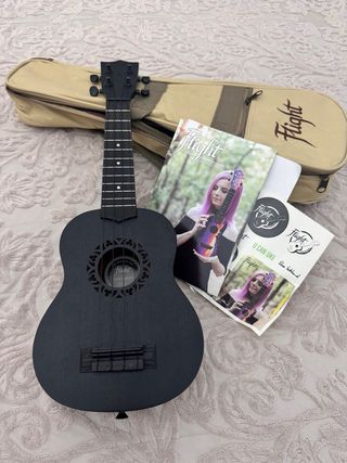 Ukelele Flight Nogal (Sapelli)