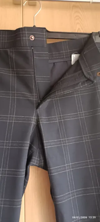 Pantalón chino Zara