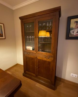 Conjunto comedor madera maciza.