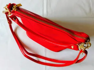 Bolso de mano y hombro marca desconocida italiano