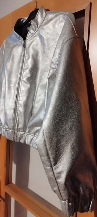 Chaqueta plateada Zara Talla XL