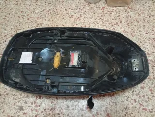 Asiento Peugeot Elystar 125
