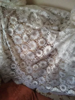 Mantilla de encaje floral