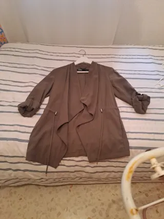 Chaqueta Zara Verde Oliva Talla M