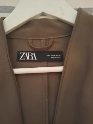 Chaqueta Zara Verde Oliva Talla M