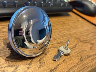 Tapón depósito Harley Davidson con llave iguana