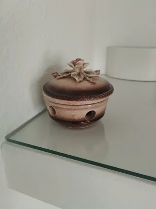 Caja decorativa cerámica floral