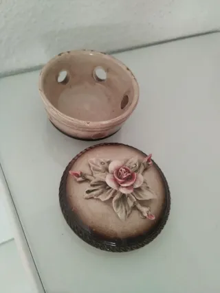 Caja decorativa cerámica floral