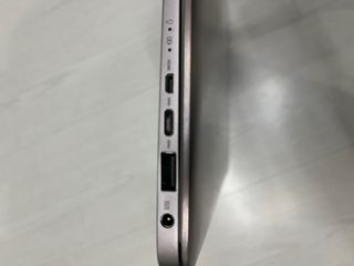 ASUS ZenBook UX330U Intel Core i5