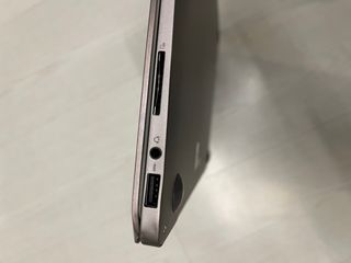 ASUS ZenBook UX330U Intel Core i5