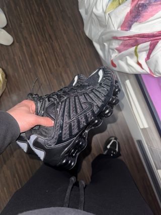 Nike Shox Triple Black