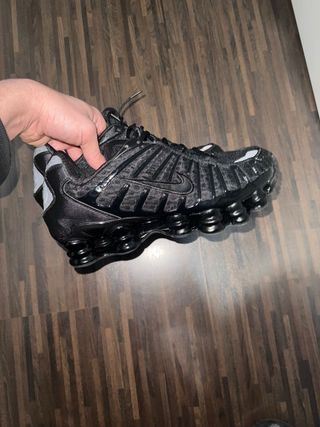 Nike Shox Triple Black