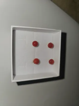 Pendientes Eredi Jovon Oro y Coral