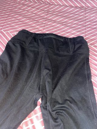 Mallas deportivas negras básicas