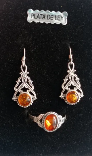 Conjunto vintage en plata y ámbar.