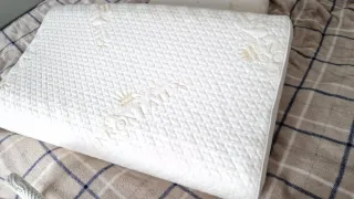 Almohada Ortopédica Látex Natural.      Tengo 2 .