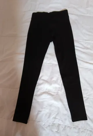 Pantalones negros talla M con cremalleras