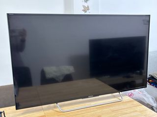 TV Sony Bravia LED KDL-48W705C