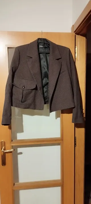 Americana Zara Marrón/Negra Talla XL