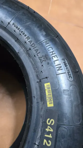 Neumáticos World Series by Renault 2014