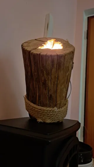Lampada di design in Legno e Corda - Pezzo Unico