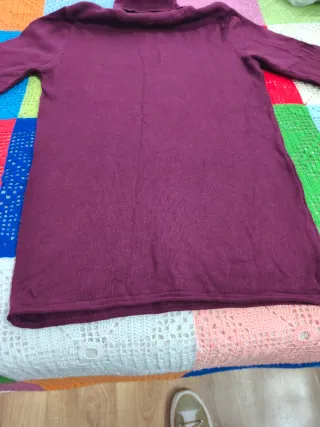 Jersey cuello alto mujer morado