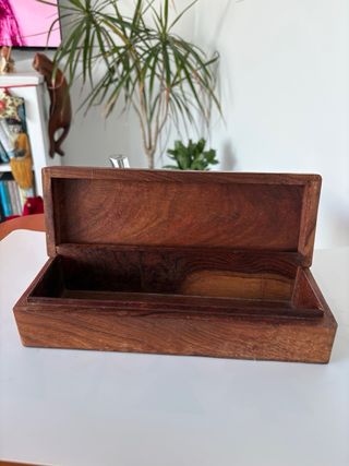 Caja de madera rústica