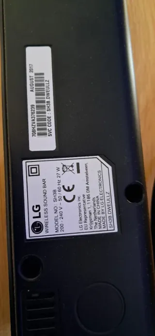 Barra de Sonido LG SH3B 300W 2.1 Bluetooth