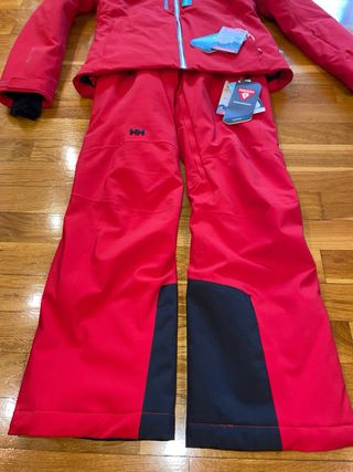 Chaqueta y pantalón 830€ nuevo M mujer