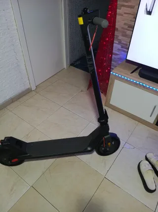Patinete Eléctrico Xiaomi Mi Scooter 2