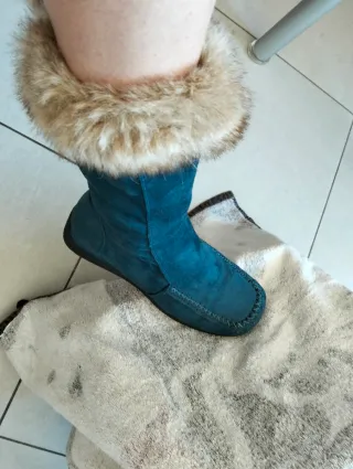 Botas de mujer azul talla 38.