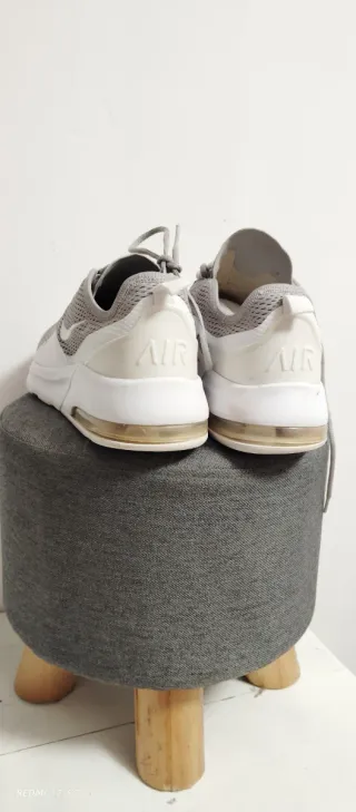 Zapatillas Nike Grises