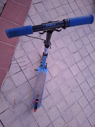 Patinete Oxelo azul y rojo