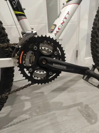 Bicicleta Mountain Bike