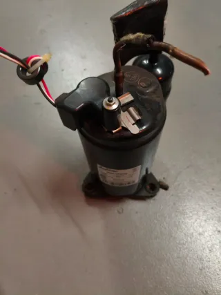 Compresor Mitsubishi Electric KNB073FUVHC