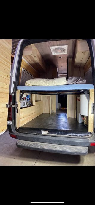 Mercedes-Benz Sprinter Camper