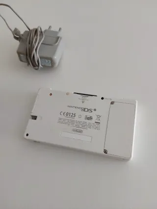 Nintendo DS Blanca con Cargador