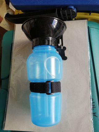 Dispenser Acqua Portatile Cane Blu Nero