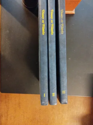 Album di francobolli Disney Filatelia 3 volumi