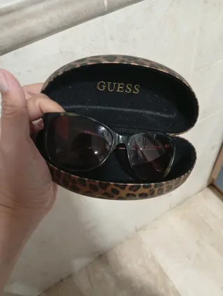 Gafas de sol Guess Marrones y Multicolor
