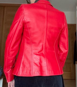 Chaqueta roja de piel ovina vintage