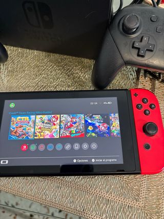 Nintendo Switch Negra y Roja
