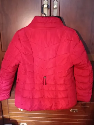 Chaqueta acolchada roja