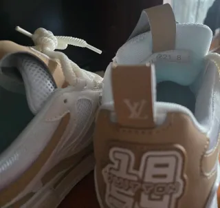 Louis Vuitton Skate Beige Talla 41