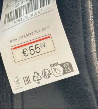 Cazadora Zara efecto piel negra